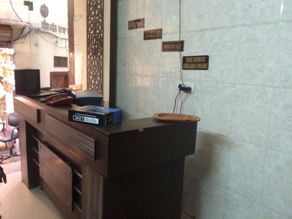 Diamond Heritage Hotel Amritsar Buitenkant foto