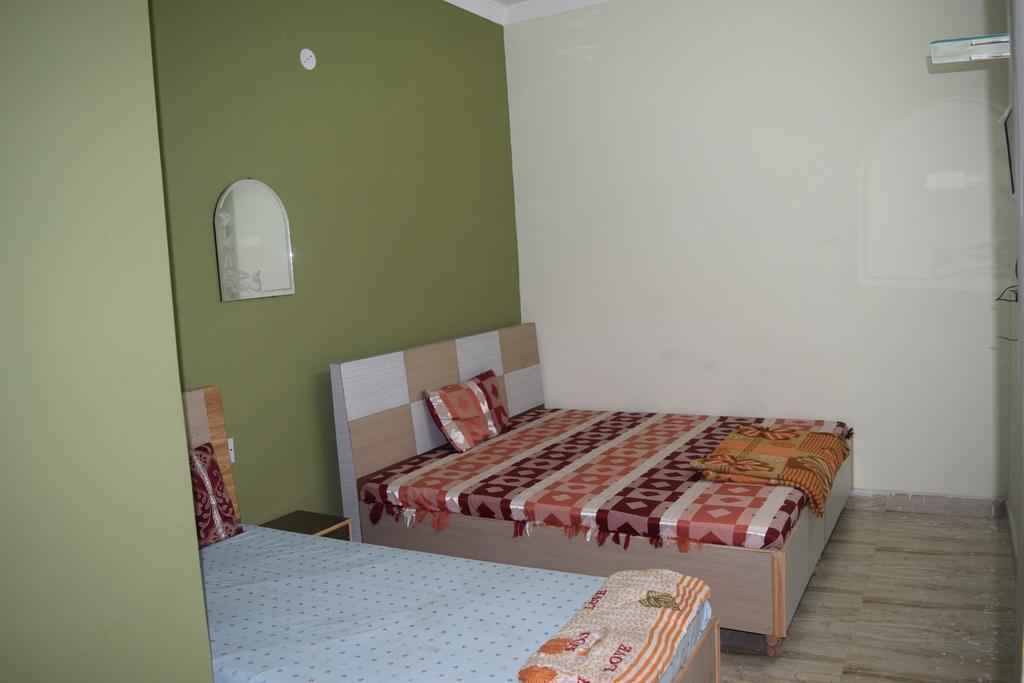 Diamond Heritage Hotel Amritsar Kamer foto