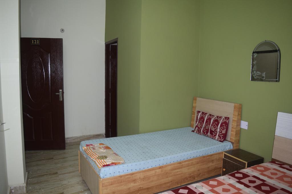 Diamond Heritage Hotel Amritsar Kamer foto